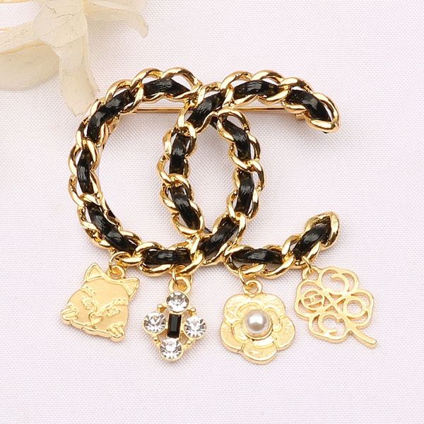 

9026fashion pearl brooch temperament women's diamond brooch gold silver letters, Gray