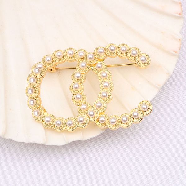 

9018fashion pearl brooch temperament women's diamond brooch gold silver letters, Gray