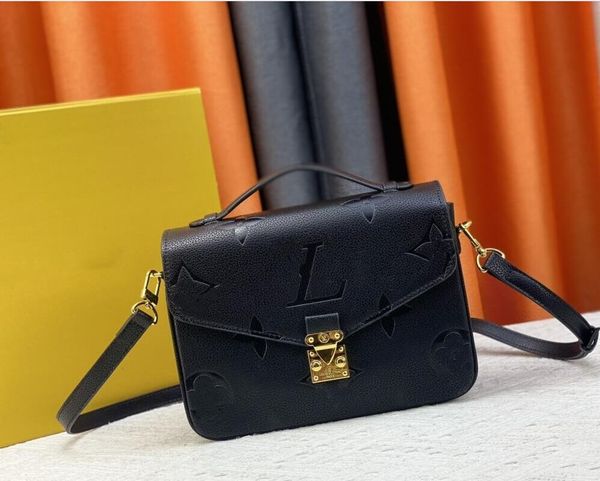 

5a brand pochette east west bags designer soulder crossbody chest bag plaid women's waist bag female fashion travel fanny pack banana h