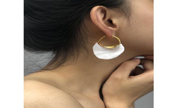 

european and american catwalk fashion retro exaggerated anna jill same earrings female personality geometric exaggerated big earri8935980, Golden;silver