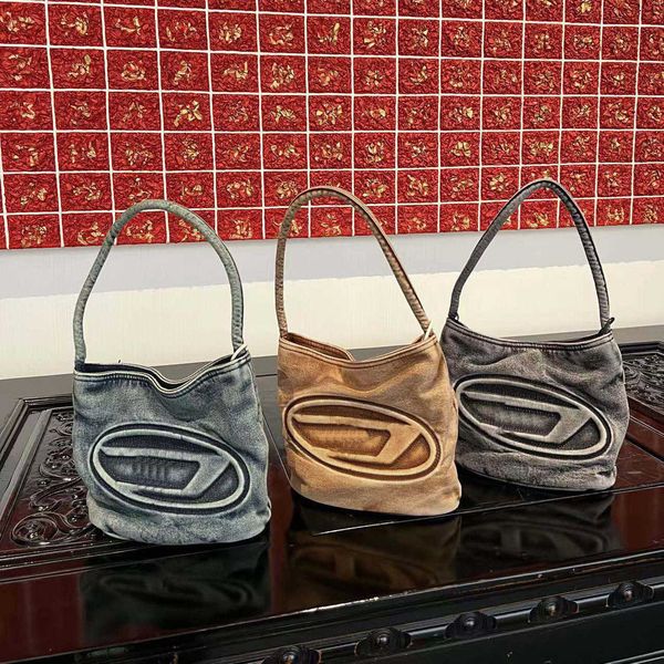 

dies underarm bucket bag autumn/winter new washed denim one shoulder handheld bag premium feel bag 230815