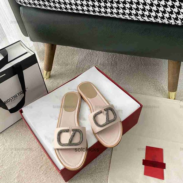 

35-39 original valentinolies slippers shoe open mold quality slippers calfskin size big heel height v button, Black