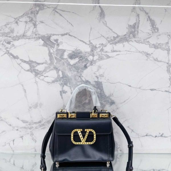 

big v women's bag fashionable shoulder strap handheld crossbody women's bag small bag tm0m