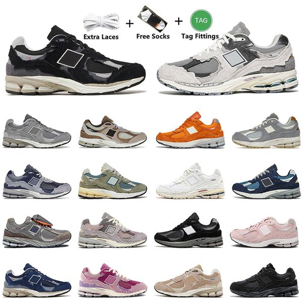 

2023 2002r protection pack pink running shoes new baalances women men on rain cloud black phantom 2002r lunar new year runner sports sneaker