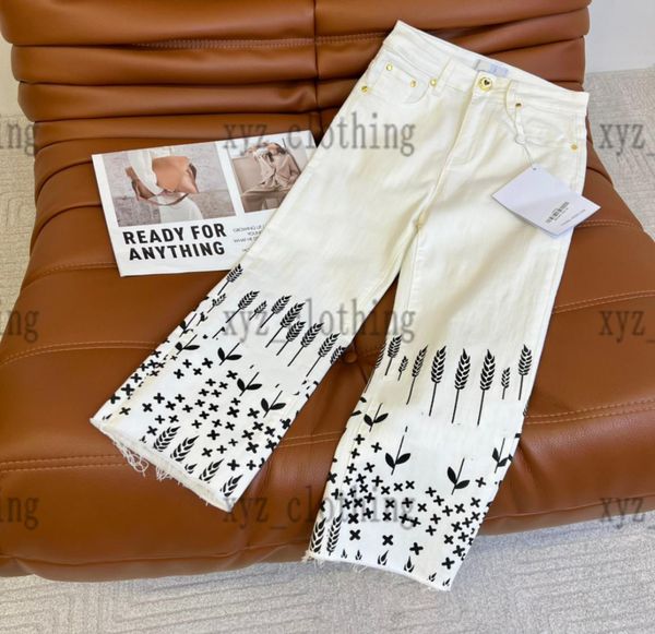 

2022 new designer pants highend design women jeans fashion ripped jean trousers cropped trousers shamrock letter embroidery pant 4549293, Blue