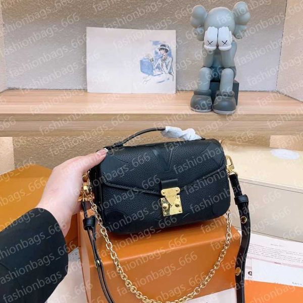 

2023 women micro metis messenger bag clutch luxury designer letter embossing chain crossbody bags handbag lady tote wallet purse m46279