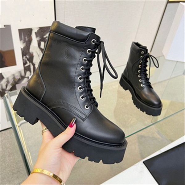 

luxury design boots 2023 celinity fashionable women business work decoration anti slip knight boots martin boots casual sock boots 01-014, Black