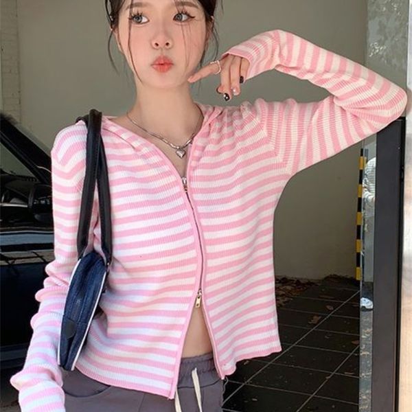 

womens knits tees striped cardigan women slim zipper cropped design american style fashion young allmatch spring chic classic 230818, White