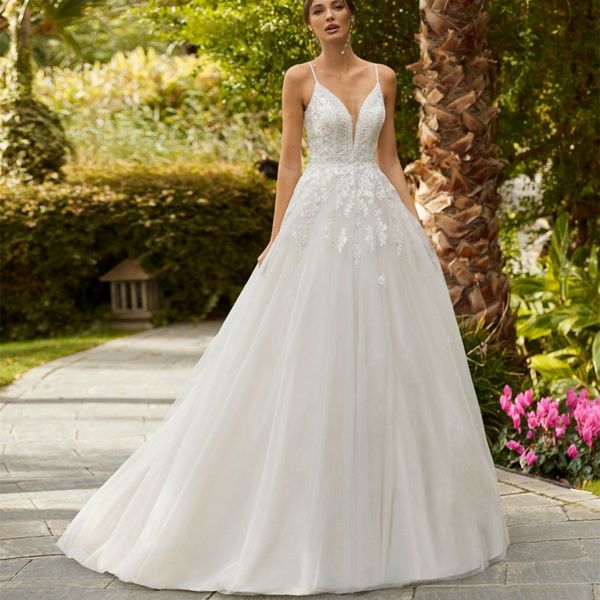 

vintage long tulle v-neck lace wedding dresses a-line ivory spaghetti straps open back sweep train bridal gown vestido de novia women dresse, White