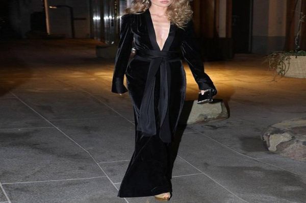 

runway designer 2019 autumn women deep v neck long jumpsuit overalls ladies wide leg black velvet jumpsuit romper with belt4351915, Black;white