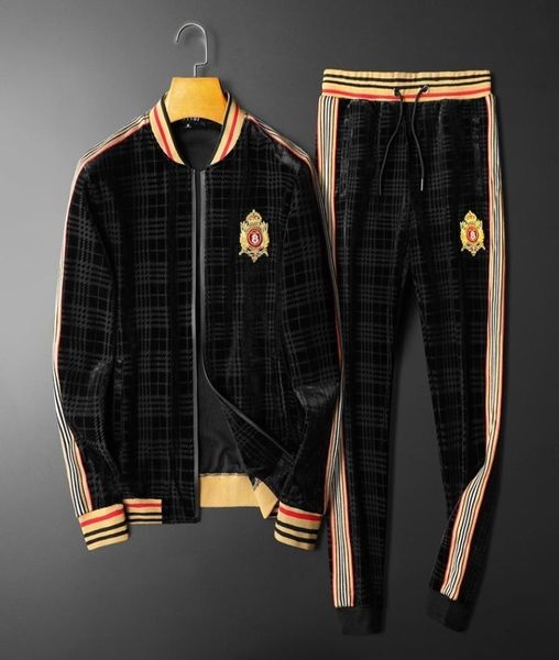 

2020 autumn and winter new men039s gold velvet is a comfortable suit fashion embroidery men039s casual sports suit temperame6290464, Gray