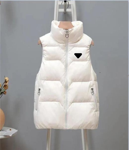 

2023 womens vests puffy jacket sleeveless woman jackets designer coat matte slim outwears coats s2xl3756820, Black;white