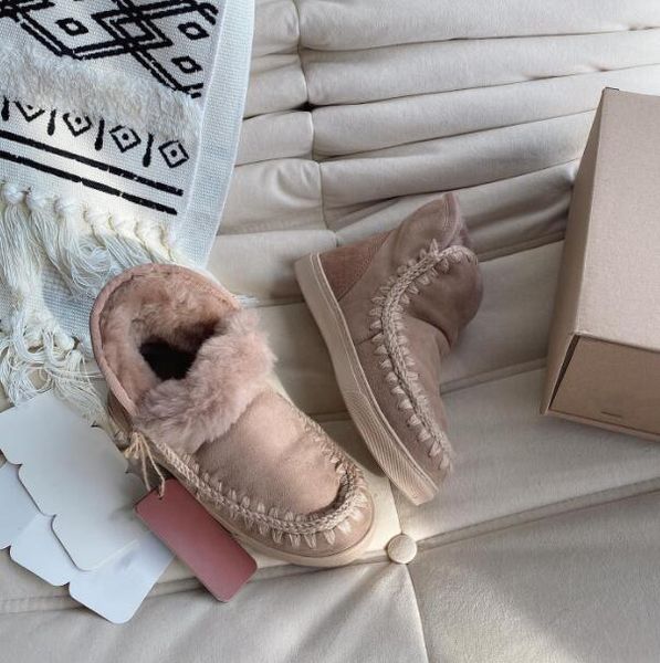 

ultra mini platform boot woman designer australian outdoors winter snowfield short boot lady high-quality sheepskin suede gem antiskid boots, Black