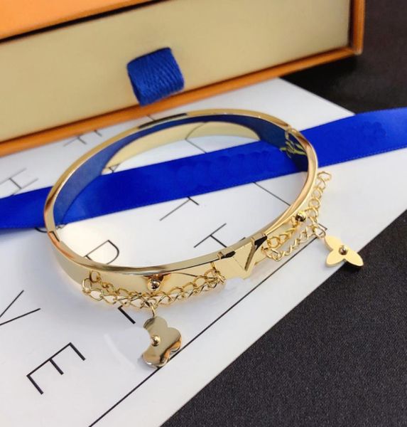 

designer bangles bangle luxury charm bracelets women pendant letter jewelry 18k gold plated stainless steel wristband cuff fashion6731667, Black