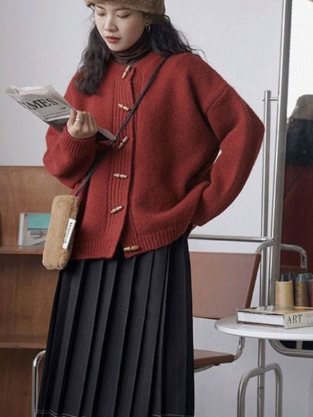 

women's knits tees fashion women sweaters 2023 autumn winter thickening versatile coats american retro long sleeve loose solid knitted, White