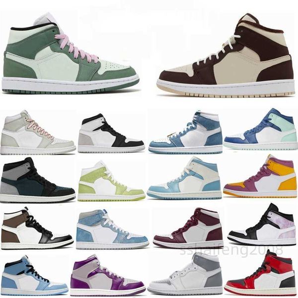

2022 jumpman 1 basketball shoes men 1s lost found true university blue hyper royal panda dark mocha bred shadow unc smoke grey women sports