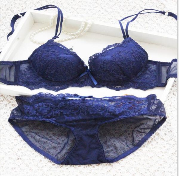 

new 2019 cute pink blue black red gather white lace embroidery pad thin models girls underwear bra set1903502, Red;black
