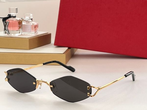 

sunglasses for men and women designers 810035 diamond style anti-ultraviolet retro eyewear glasses random box, White;black