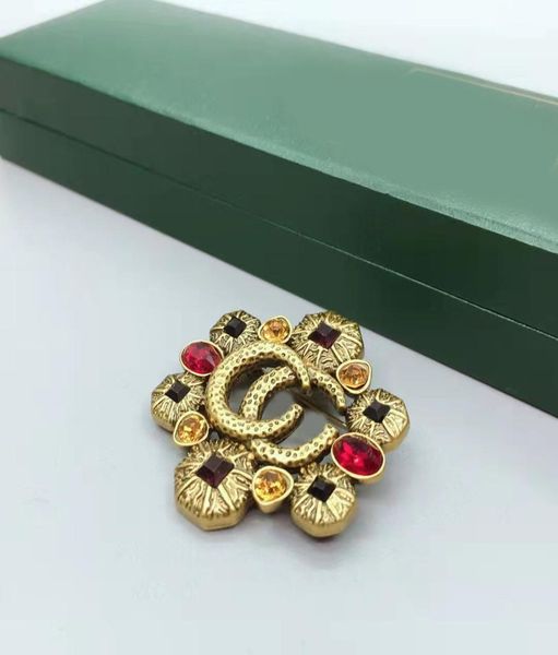 

fashion designer pins brooches ladies colored gems brooch luxury party jewelry6248828, Gray