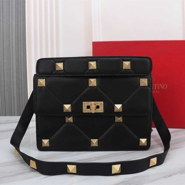 

light luxury small fragrant handheld handbag shoulder crossbody bag commuter small bag v bags xcac