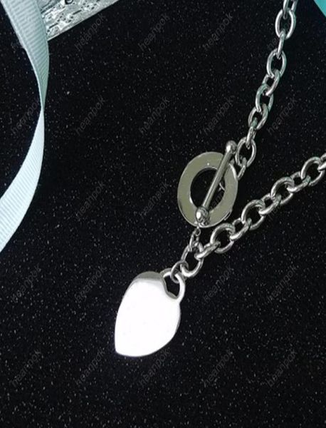 

2022 womens mens heart necklaces designer jewelry love necklace steel silver chain pendant t necklace for women wedding qualit2582062