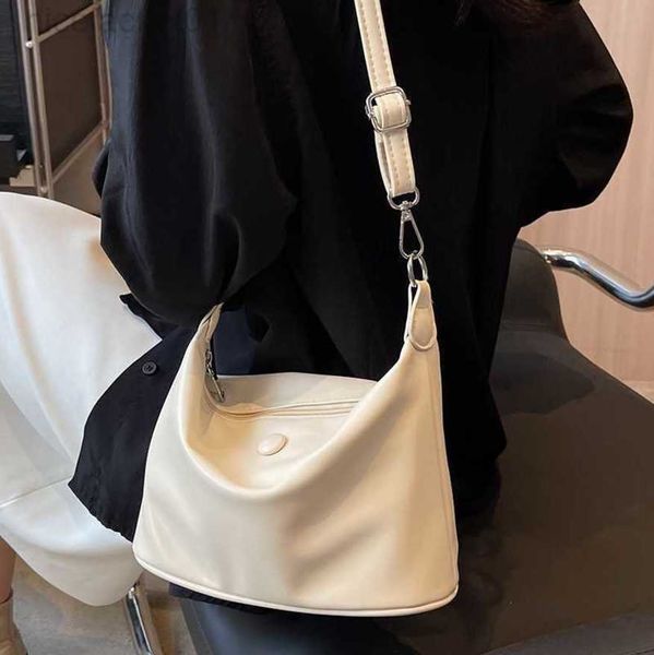 

2023 designer luluslemens bag same style candy color fashion shoulder bag female spring/summer commuter small bag crossbody bag tide luluss