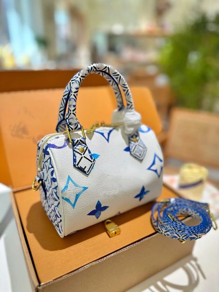 

speedy 20 bandouliere bags embroidery leather luxurys designers bags womens mens shoulder totes clutch cross body handbags travel strap mini