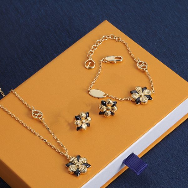 

retro black and gold flowers pendant necklaces bracelet earring for women girls simple fresh and sweet designer jewelry hlvs11