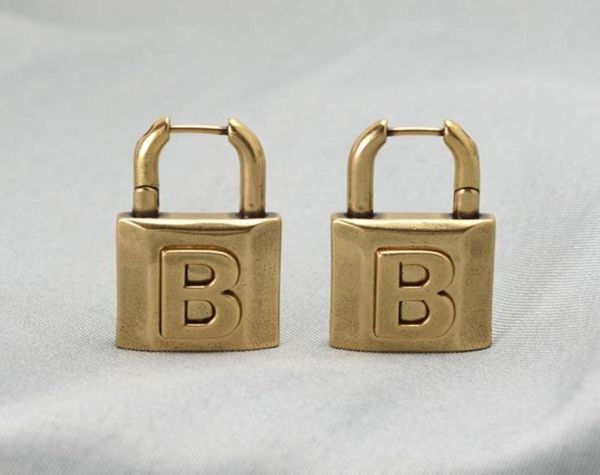 

stud retro letter b lock earrings highquality brass material to create personality exaggerated highend metal6956785, Golden;silver
