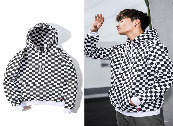 

men039s oversize hoodies black and white checked hooded fashion sweater menwomen loose casual plus fleece sweatshirts9711050