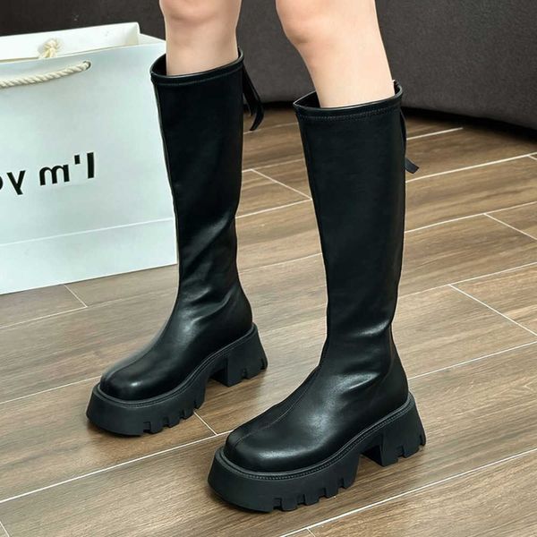 

2023 autumn new fashion british style round toe thick sole chelsea boots women's long sleeve elastic chimney knight boots 230811, Black