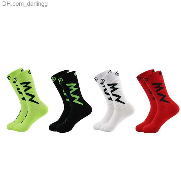 

sports socks men's swimwear new men's sports socks breathable moisturizing and absorbing outdoor bicycle socks bicycle running soc, Black