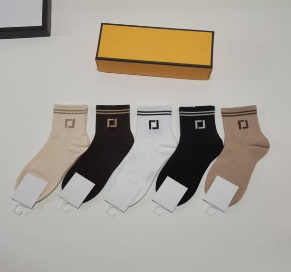 

2021 classic sports designer socks women sock casual mens 100cotton 5 pairsbox embroidery whole with box2618966, Black