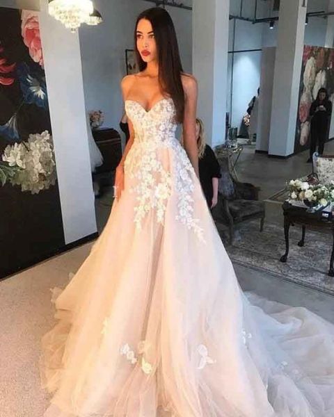 

charming blush pink a line wedding dresses with sweetheart lace appliqued tulle floor length 2019 beach country wedding dresses ve8180225, White