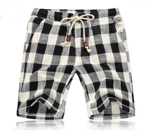

men039s shorts 2021 summer men039s fashion casual bermuda plaid pure cotton straight loose beach clothing size 5xl11445653, White;black