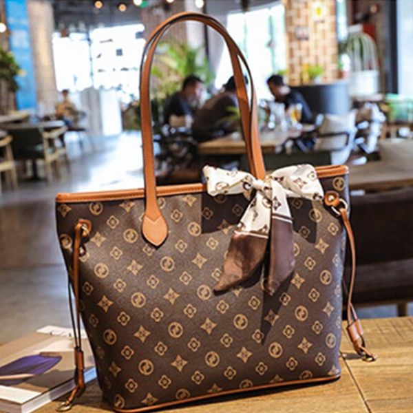 

evening bags ivk 32*29cm luxury women's shoulder bags designer crossbody shoulder purses handbag women clutch travel tote bag 230822