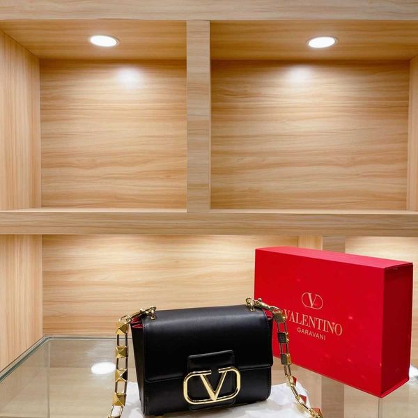 

v designer bags for ladies valarge v handheld women's bag single shoulder crossbody chain rivet light fashion versatile small square ba