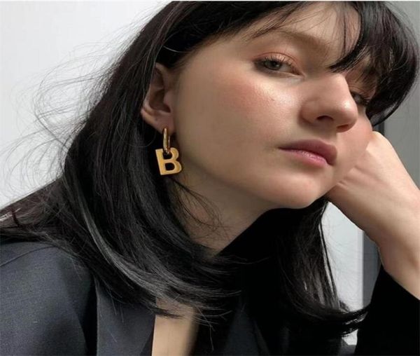 

stainless steel women designer b stud earrings luxury geometric letter couple earrings women party wedding hoop jewel7720997, Golden;silver