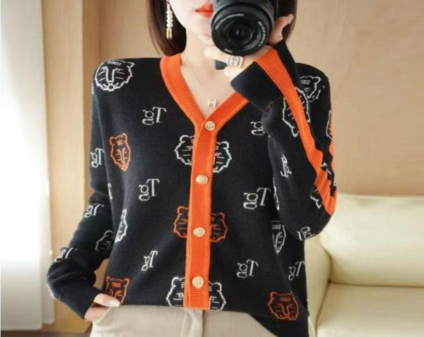 

2022gg women sweaters knitted jacket pocket embroidery fashion knit cardigans coat lady loose sweaters3922515, White;black