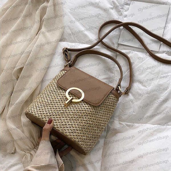 

designer bag crossbody bag luxury bag handbag women bag shoulder bag bucket bag casual bag straw bag flap bag simple style woven bag stylish