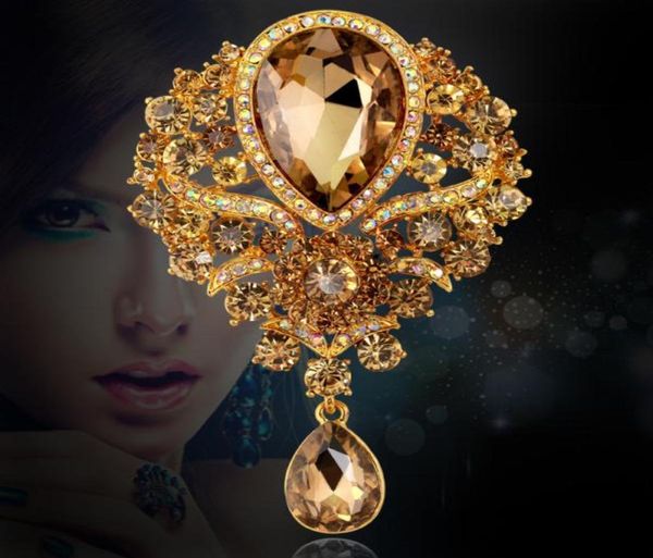 

retro flower crystal brooch pin plating wedding banquet brooches clothing decoration luxury hollow diamond brooch fashion jewelry3929345, Gray