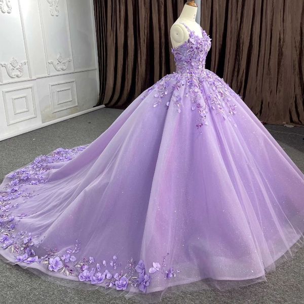 

lavender spaghetti strap ball gown quinceanera dresses v-neck lace appliques beads sweet corset 16 dress vestidos de 15 anos, Blue;red