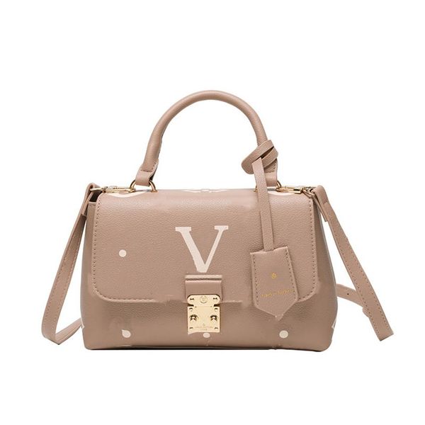 

women waist bags leather 2022 luxurys designers bags bag should leader handbag designer selling lady cross body chain231d