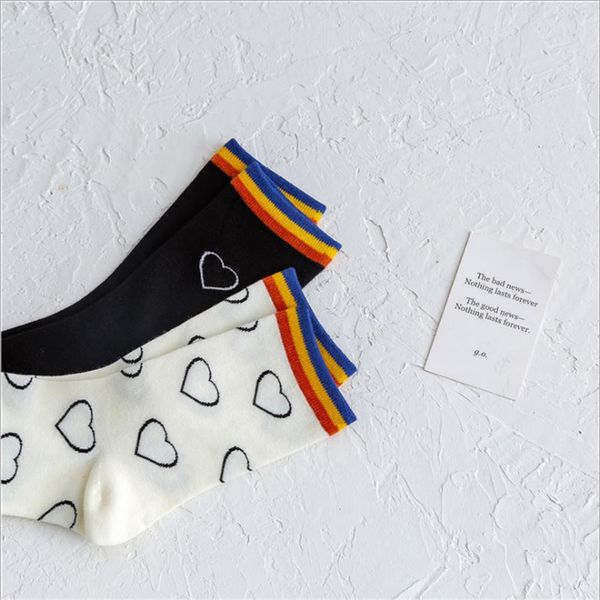 

2020 autumn and winter new combed cotton ladies mid-tube socks love tide socks net celebrity ins tide three-bar socks245g