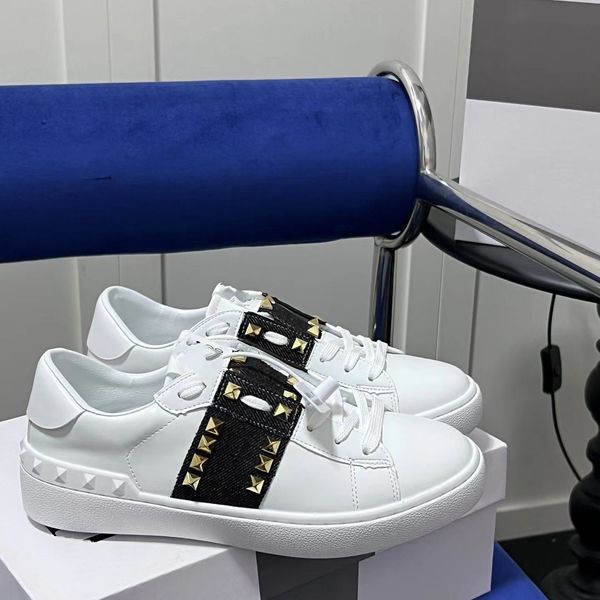 

designer casual shoes 19fw symphony black white sneakers capsule series shoes cloudbust thunder trainers rubber low platform sneaker