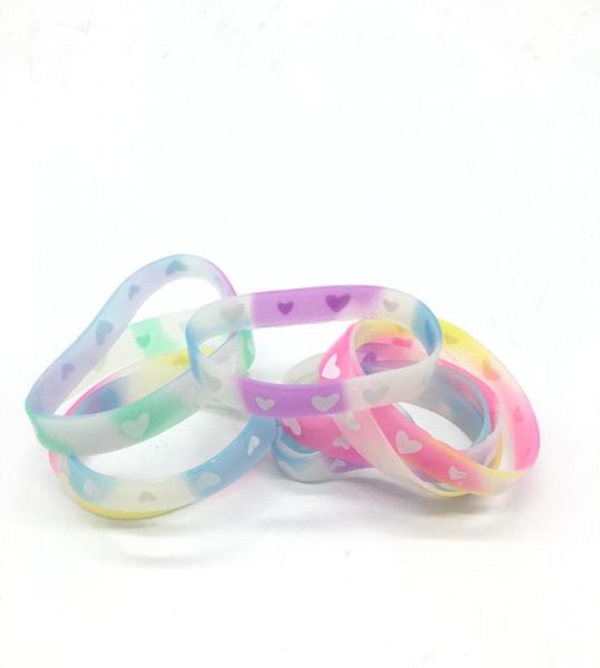 

new fashion rubber silicone bracelet noctilucent love glow in the dark luminous sport wristband men women039s jewelry cuff hear7551529, Black