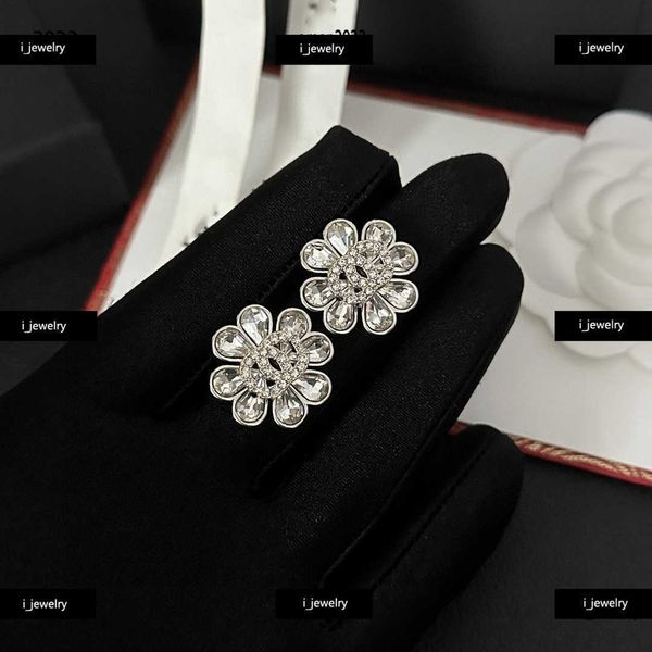 

designer women's earrings high permeability jewelry decoration jewelry flower shape design dangle & chandelier #including brand box new, Silver