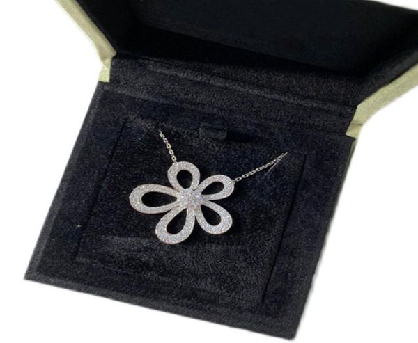 

s925 sterling silver diamond clover designer pendant necklace for women luxury brand shing crystal sun flower short choker necklac4601130