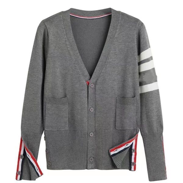 

sweatshirts womens sweaters designer sweaters knit striped cardigan v neck loose cardigan coat breathable without leisure sports sweating mo, Black