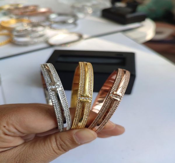 

women039s bangle bracelets designer gold bracelet for women full drilling designer jewelry femme silver set diamond couple jewl4546130, Black